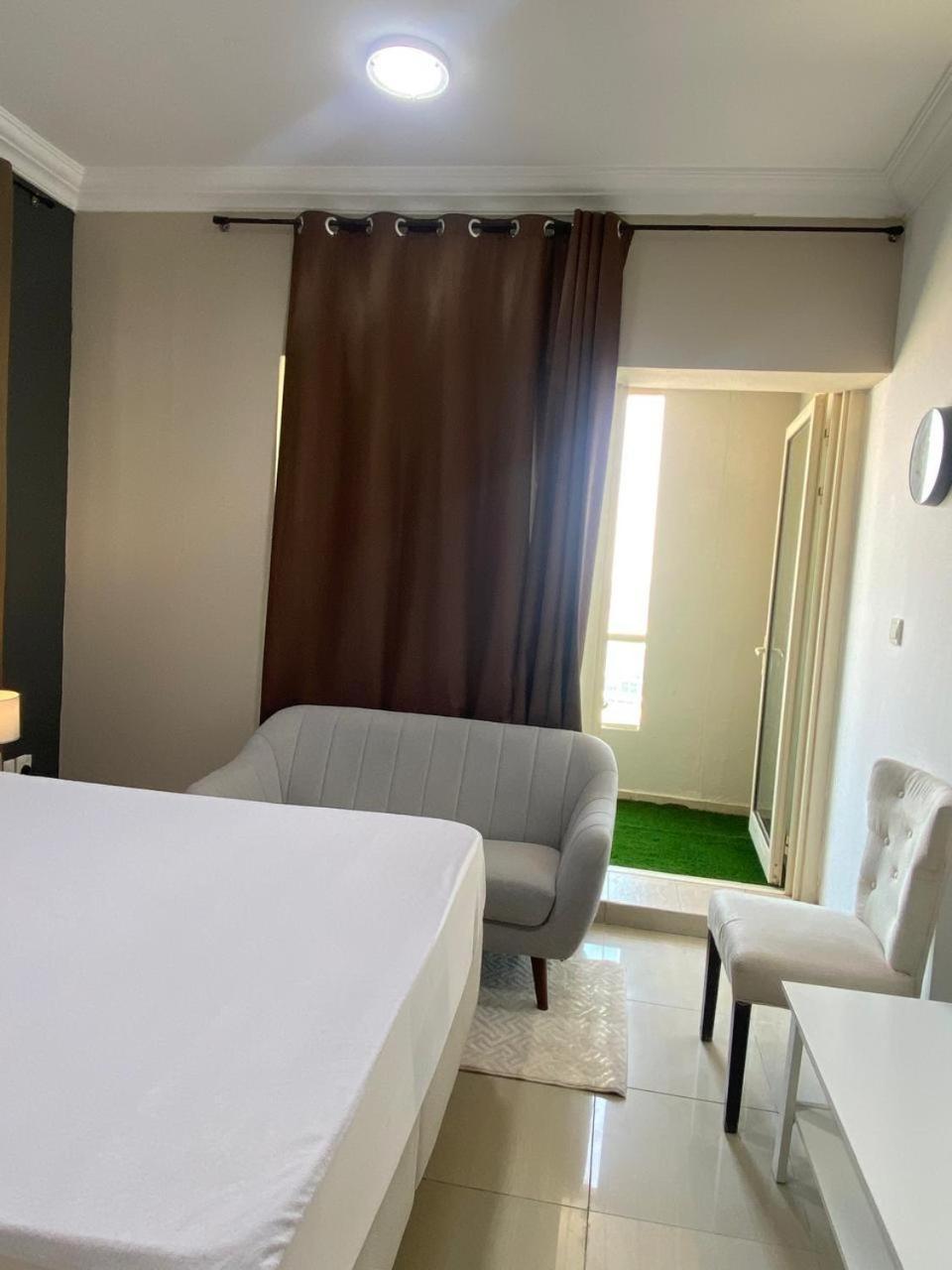 Homestay For Rent In Marina Dubai